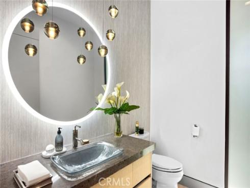 706 W Oceanfront  , Newport Beach, CA