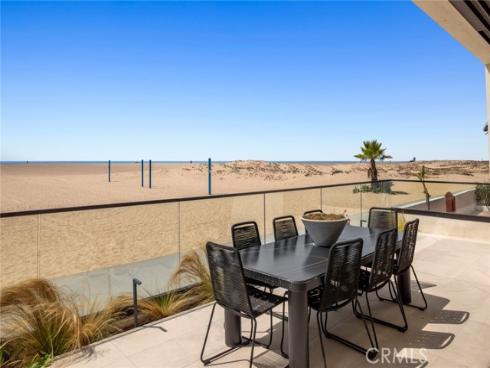 706 W Oceanfront  , Newport Beach, CA