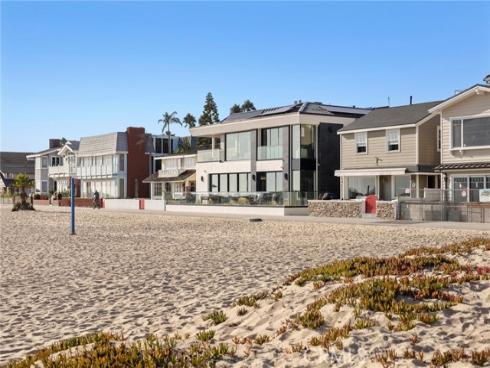 706 W Oceanfront  , Newport Beach, CA