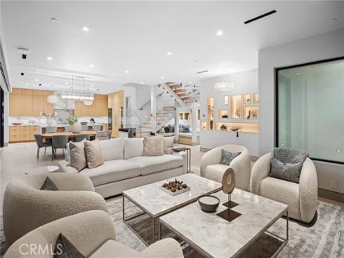 706 W Oceanfront  , Newport Beach, CA