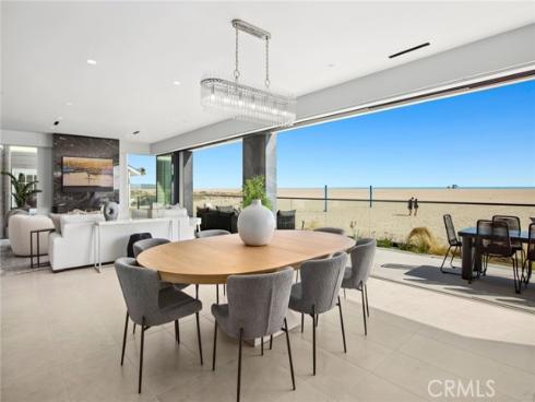 706 W Oceanfront  , Newport Beach, CA