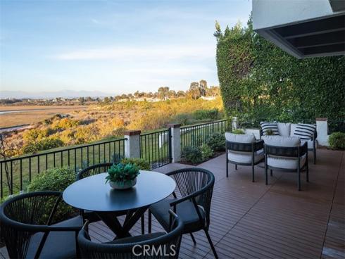 2175  Vista Entrada  , Newport Beach, CA