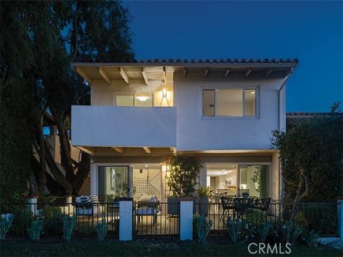 2175  Vista Entrada  , Newport Beach, CA