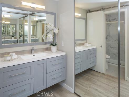 2175  Vista Entrada  , Newport Beach, CA