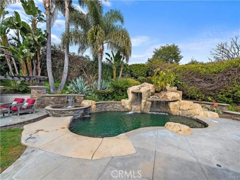 712  Aleppo  , Newport Beach, CA