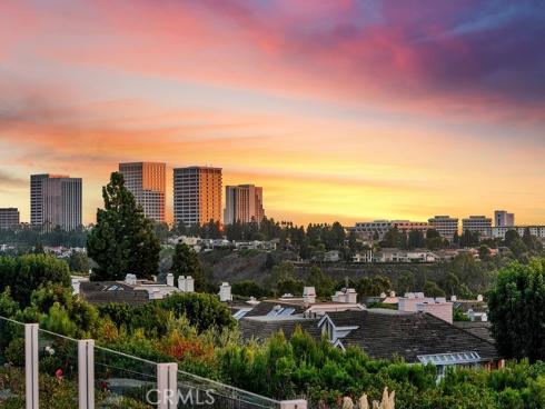 17  Crooked Stick   Drive, Newport Beach, CA