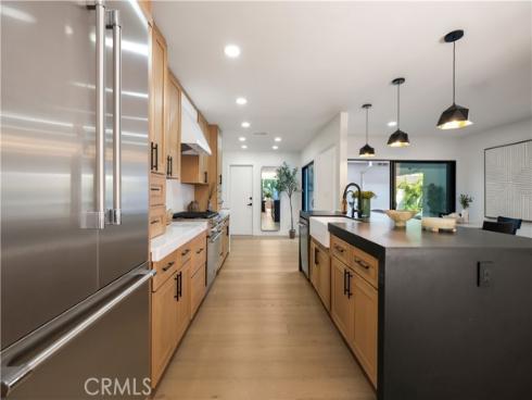 22 Rue Cannes , Newport Beach, CA