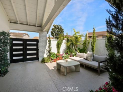 22 Rue Cannes , Newport Beach, CA