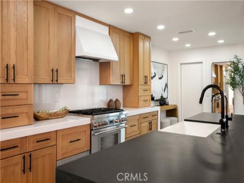 22 Rue Cannes , Newport Beach, CA