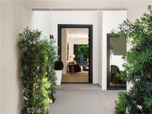 22 Rue Cannes , Newport Beach, CA