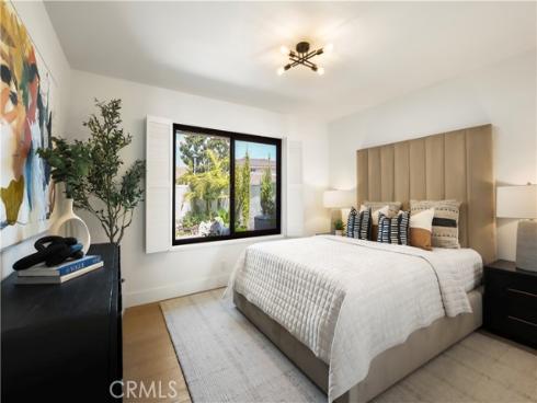 22 Rue Cannes , Newport Beach, CA