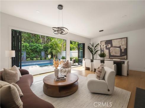 22 Rue Cannes , Newport Beach, CA