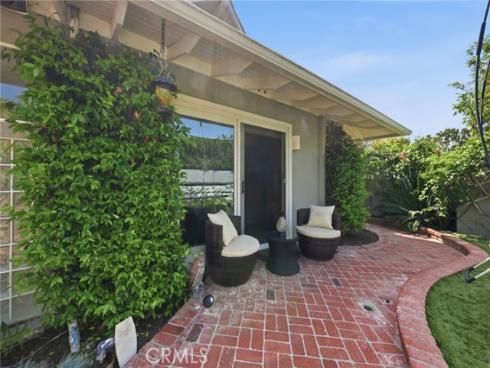 1633  Santiago  , Newport Beach, CA