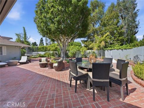 1633  Santiago  , Newport Beach, CA