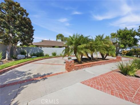 1633  Santiago  , Newport Beach, CA