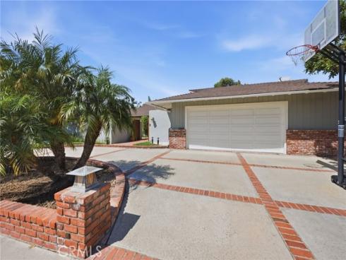 1633  Santiago  , Newport Beach, CA