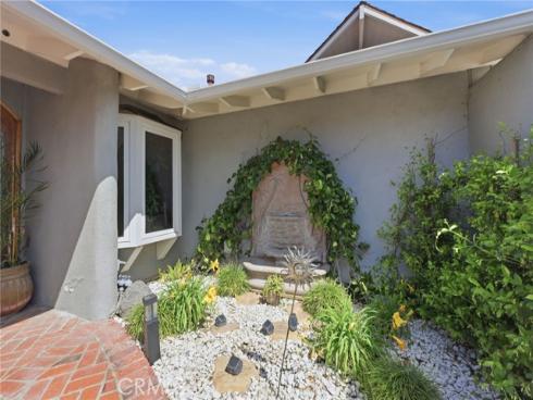 1633  Santiago  , Newport Beach, CA