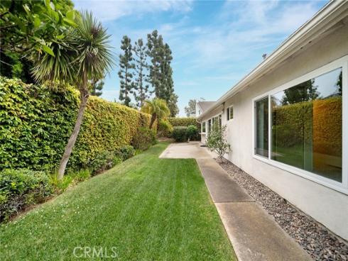 1824  Port Tiffin  , Newport Beach, CA