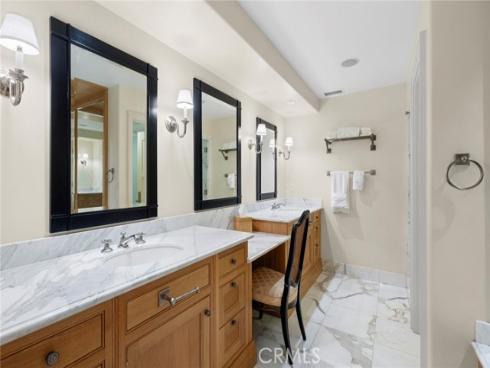 1030 Bayside Cove 702 , Newport Beach, CA