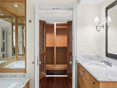 1030 Bayside Cove 702 , Newport Beach, CA