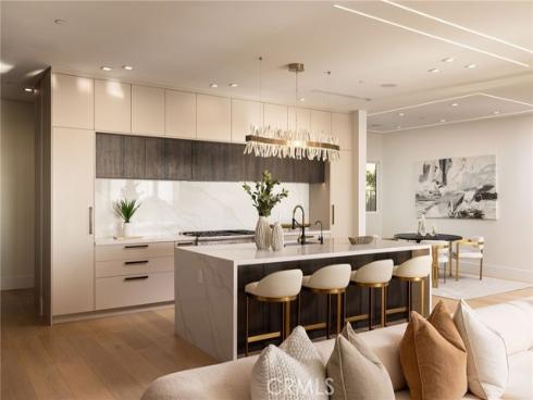4  Narbonne  , Newport Beach, CA