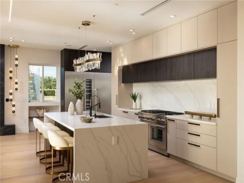 4  Narbonne  , Newport Beach, CA