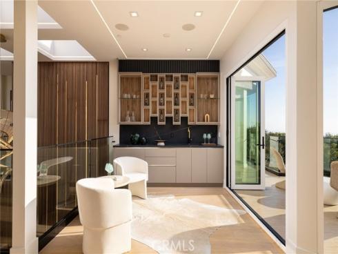 4  Narbonne  , Newport Beach, CA