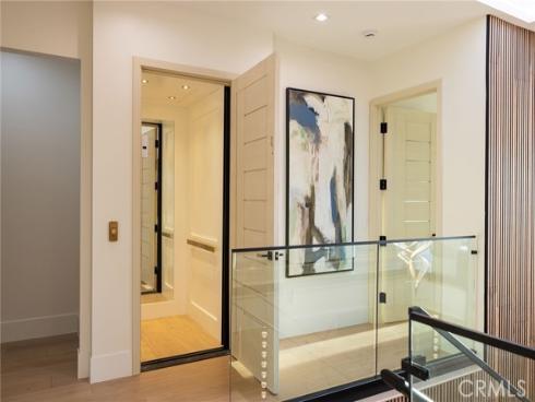 4  Narbonne  , Newport Beach, CA