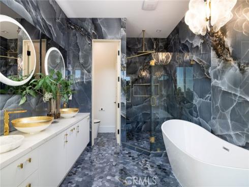 4  Narbonne  , Newport Beach, CA