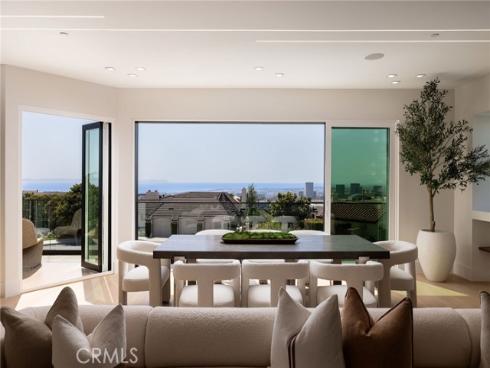 4  Narbonne  , Newport Beach, CA