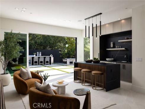 4  Narbonne  , Newport Beach, CA