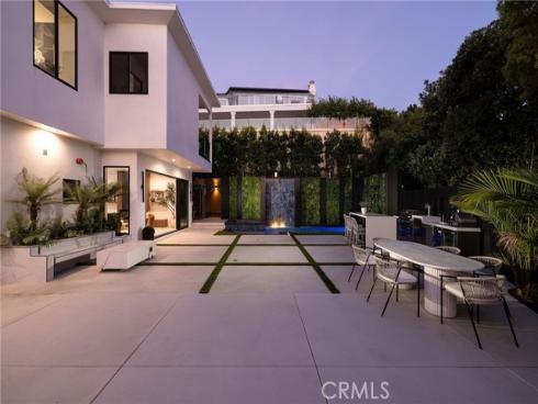 4  Narbonne  , Newport Beach, CA