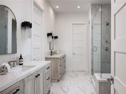 1423  Mariners  , Newport Beach, CA