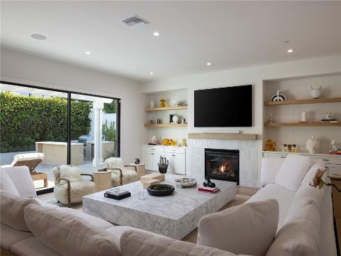 1423  Mariners  , Newport Beach, CA