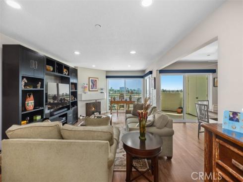 280 Cagney Lane 209