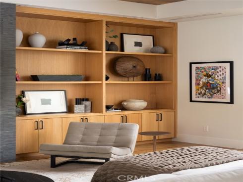 2325 E 16th  , Newport Beach, CA