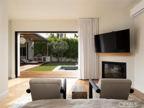 2325 E 16th  , Newport Beach, CA