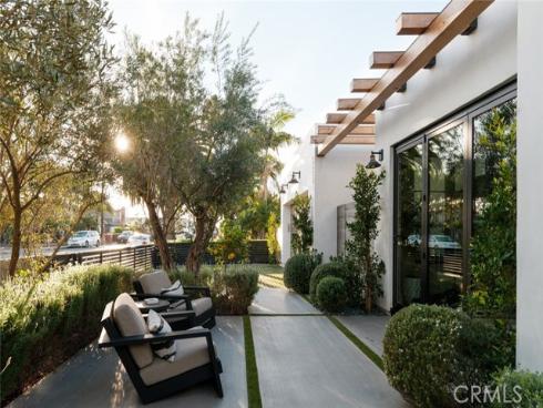 2325 E 16th  , Newport Beach, CA