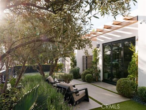 2325 E 16th  , Newport Beach, CA