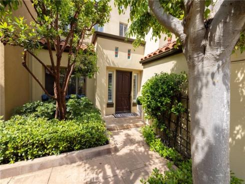 909  Muirfield  , Newport Beach, CA