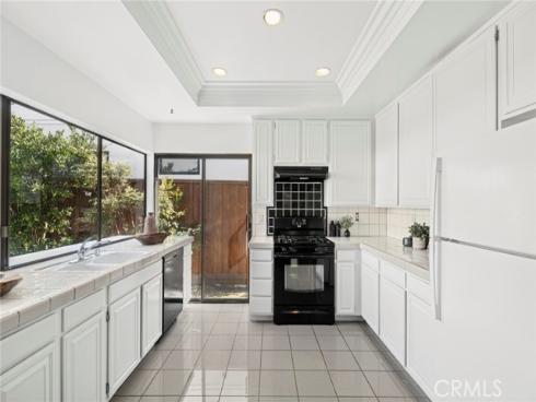 2030  Port Weybridge  , Newport Beach, CA