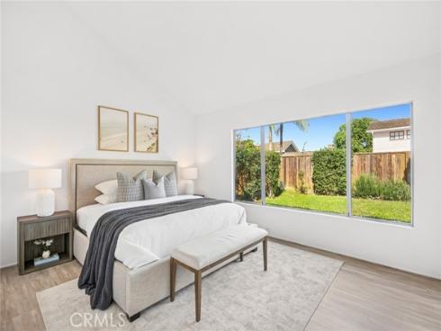 2030  Port Weybridge  , Newport Beach, CA