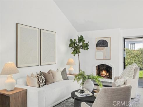 2030  Port Weybridge  , Newport Beach, CA