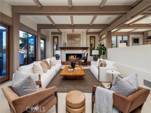 47  Linda Isle  , Newport Beach, CA