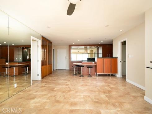 101  Scholz Plaza Ph18  , Newport Beach, CA