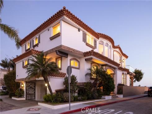 1201 E Balboa  , Newport Beach, CA