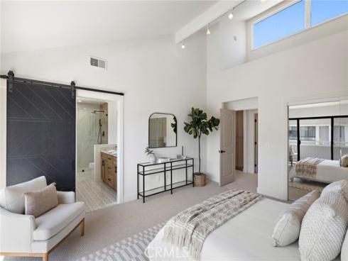 4 Odyssey Court, Newport Beach, CA