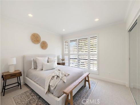 4 Odyssey Court, Newport Beach, CA