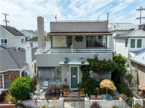 327  Onyx  , Newport Beach, CA