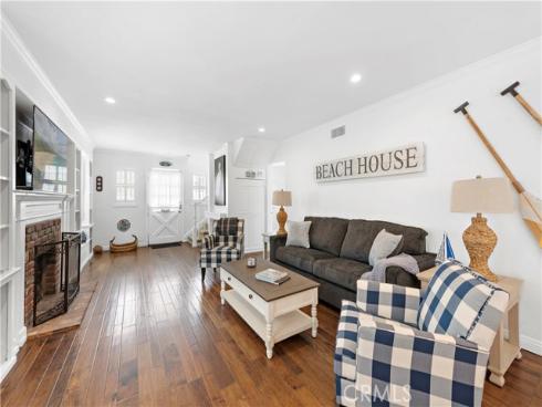 224  Amethyst  , Newport Beach, CA